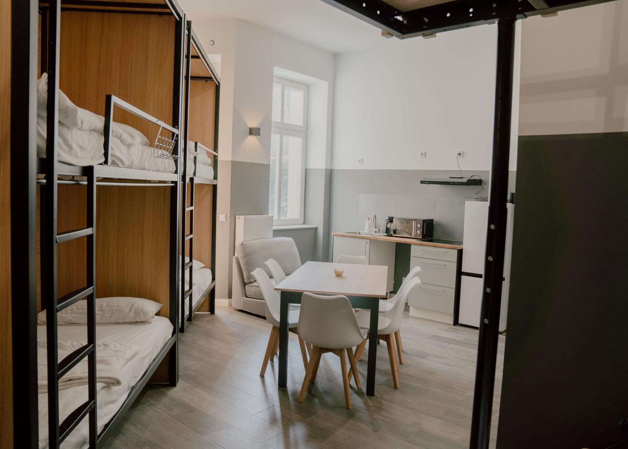 12 Monkeys Apartments — Photos 3